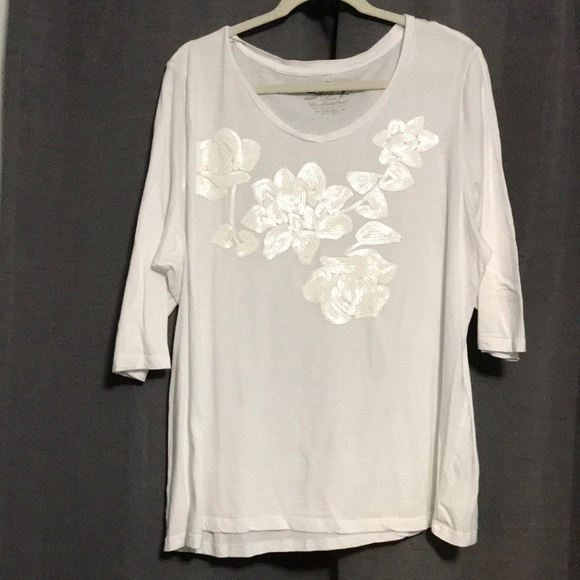 Seven7 Tops - 3/4 sleeve sequin floral tee, Seven7 brand, 22/24